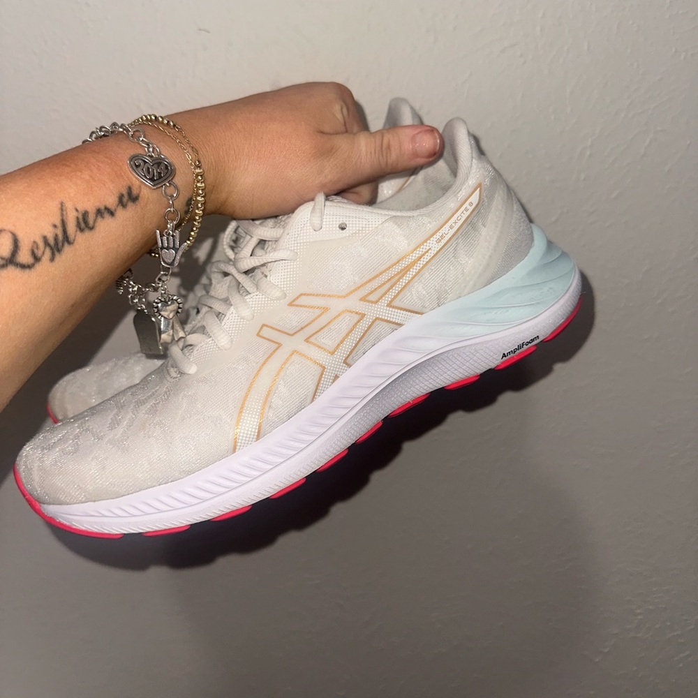 Asics White Athletic Shoes Modern Design